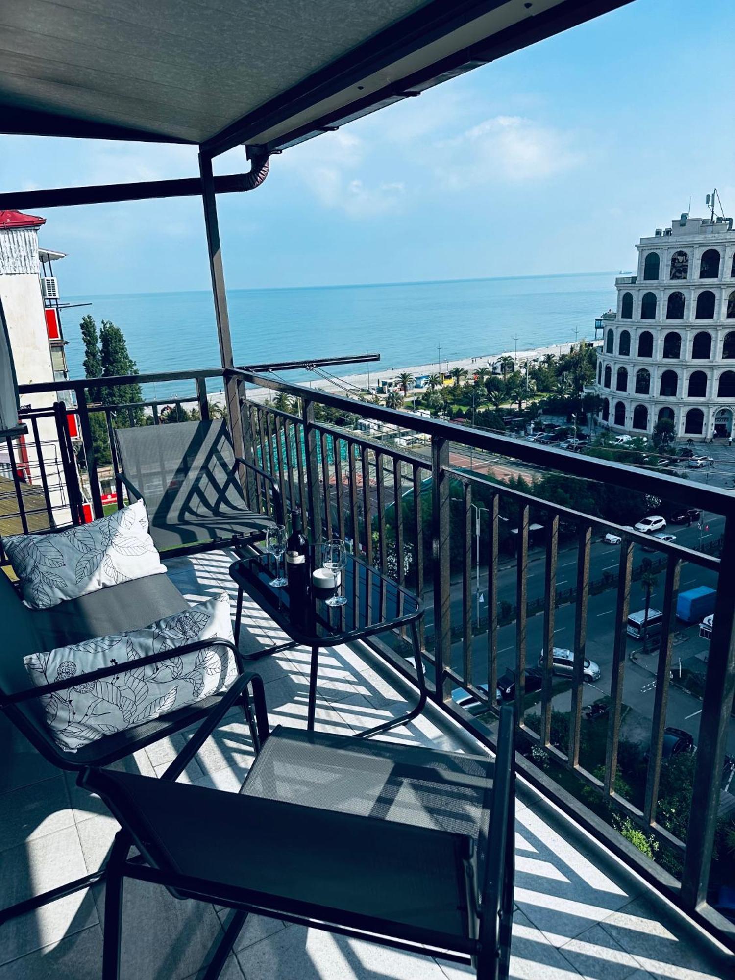 Seaside Apartment Batumi Beach ภายนอก รูปภาพ